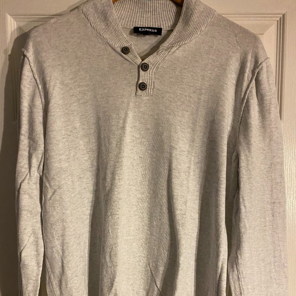 Brand new Express men's sweater henley
